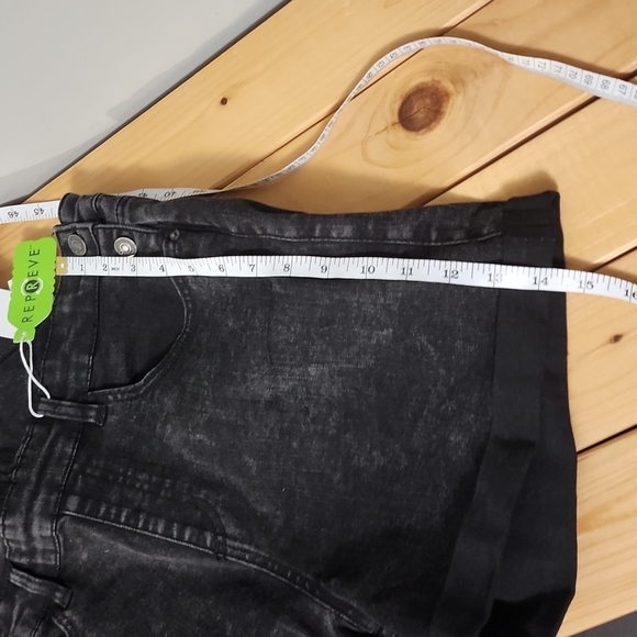 Eighty Two Denim overall shorts size 13 - Picture 7 of 7